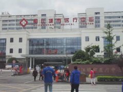 都江堰市某三甲医院过滤器安装现场